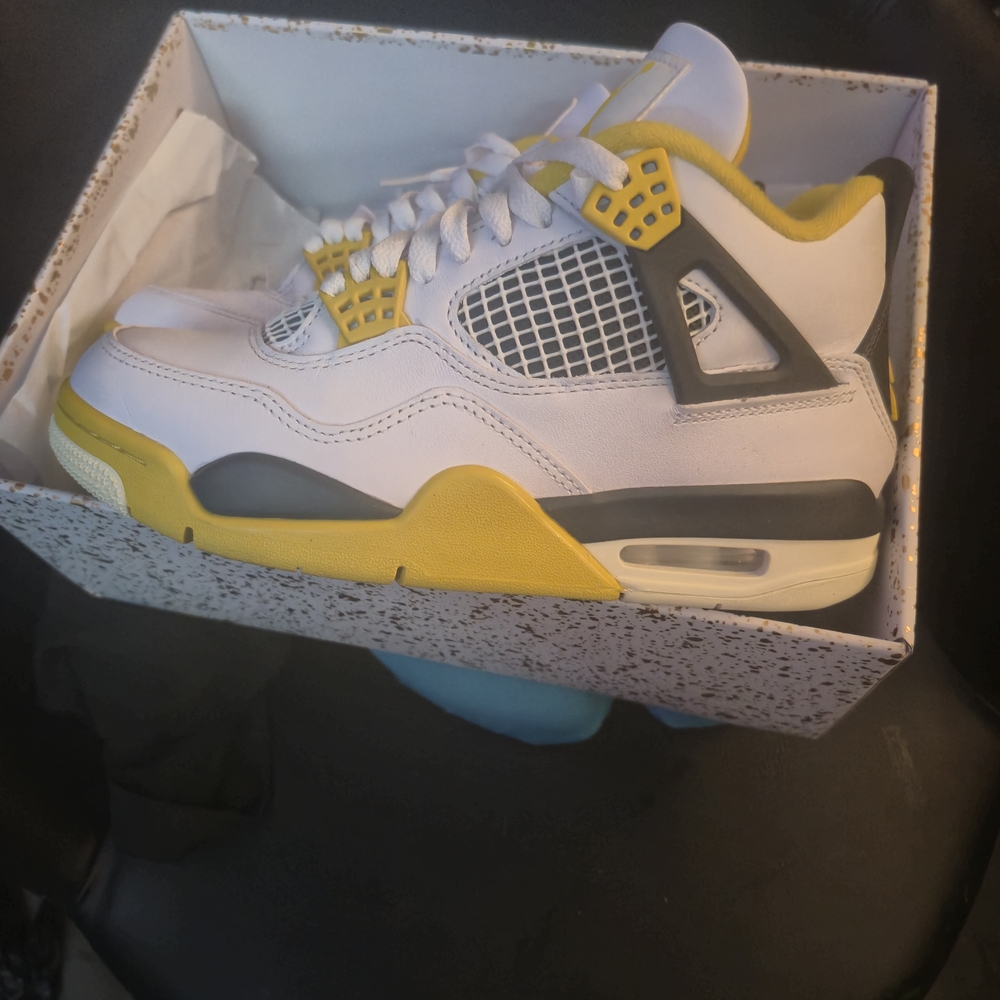 Jordan Kids White and Yellow Sneakers